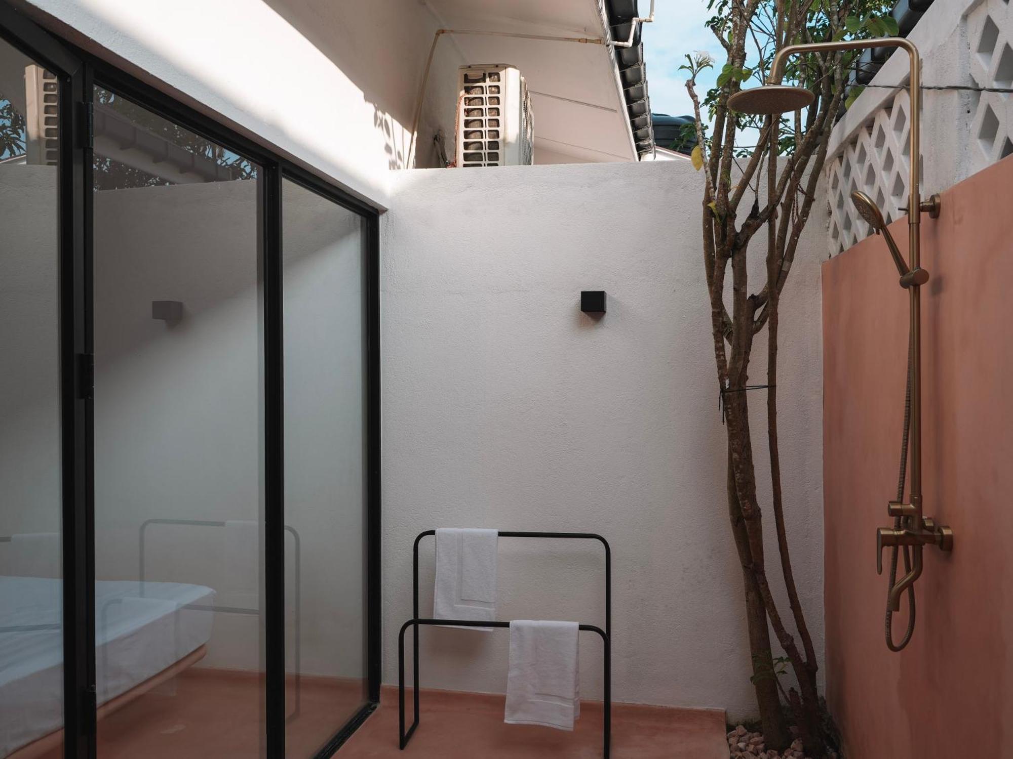 Animals Hotel Ahangama Phòng bức ảnh