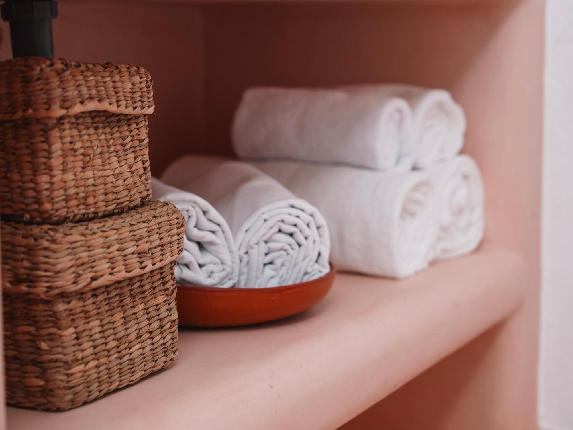 Animals Hotel Ahangama Phòng bức ảnh